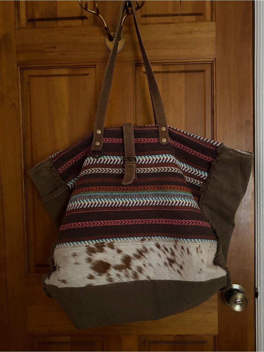 Myra Hipster Weekender Travel Bag